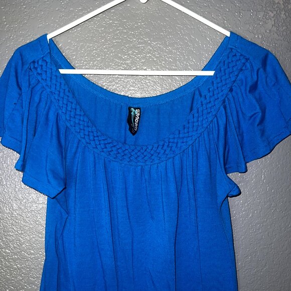Weaver Blue Short Sleeve Tunic Top Women’s Small Smocked Neck Boho Style - Picture 5 of 7